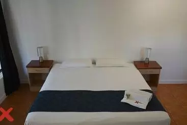 Base Airlie Beach Resort   Hostel