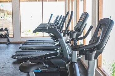 בית מלון כפרי Cinnamon Hakuraa Huraa Maldives  All Inclusive