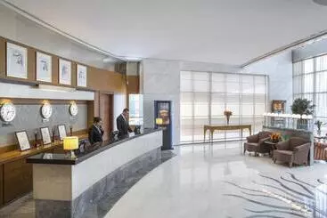 Отель Nour Arjaan By Rotana Fujairah