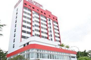 בית מלון כפרי Sentral Johor Bahru @ Woodland Causeway