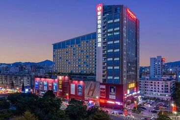 Hotell Shenzhen Ramada Plaza, North Railway Station