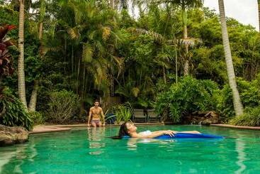 コテージ Narrows Escape Rainforest Retreat