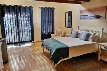 Bed & Breakfast Tortoise Trail Lodge
