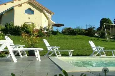 ベッドアンドブレックファースト Les Enselmes