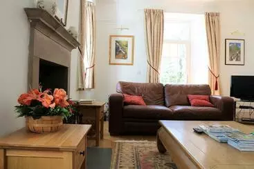 Bed and Breakfast Innishewan Farmhouse