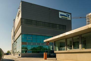 פנסיון Decent Pipera