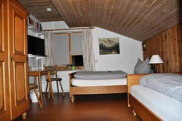 旅馆 Pension Hirsch