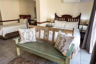 膳宿费 Hidden Grace