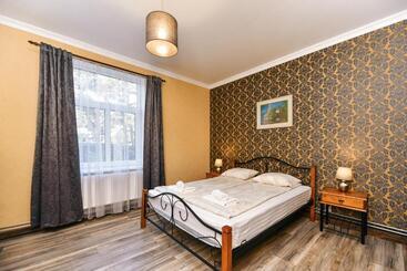 پانسیون Villa Victoria