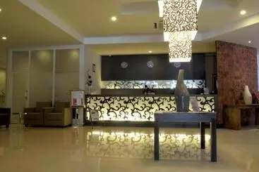 Lombok Plaza Hotel And Convention