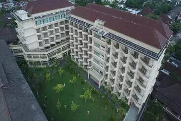 ホテル Lombok Raya