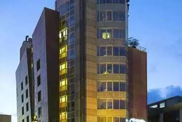 酒店 The Regale  By Tunga