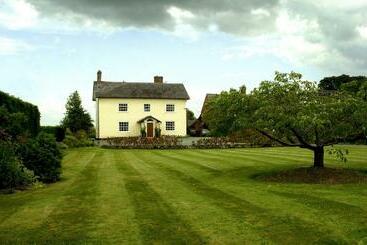 ベッドアンドブレックファースト Hordley Hall