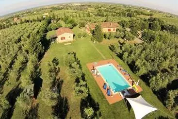 ホテル Agriturismo Bibbona By Toscanatour
