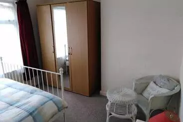 Pensione Room Only Guest Accommodation, Guest House