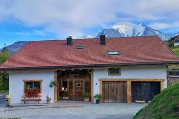 تختخواب و صبحانه La Grange D Aldaré Chambres D Hôtes