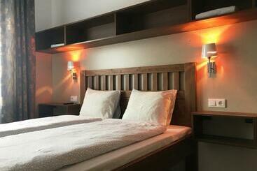 Pensjonat Toronyi Vendégház