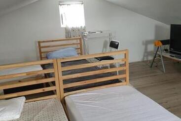 ペンション Dianella Budget Rooms Happy Place To Stay