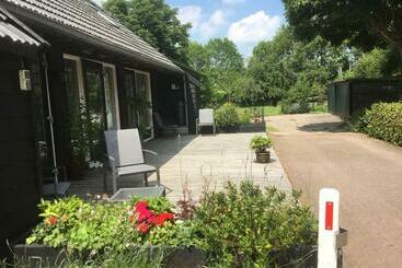 צימר Klein Vreugderijk