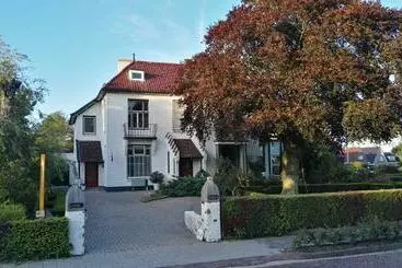 Bed and Breakfast Logement Nij Bonga Holwerd