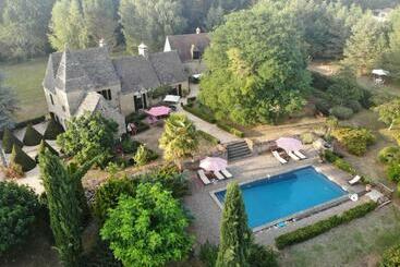 פנסיון Manoir Du Rieu