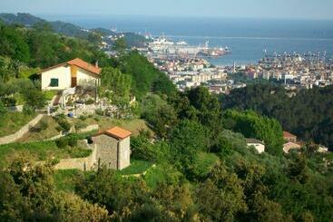 5 Terre   B&b La Giuditta   La Spezia