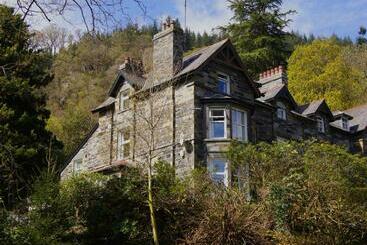 Vandrarhem Woodlands Centre