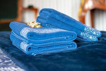 مبيت وإفطار Maison Longuevie