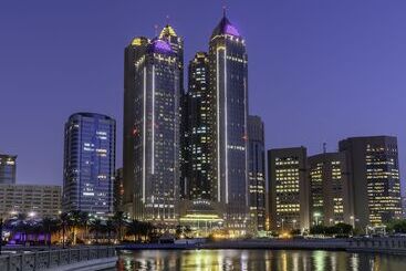 ホテル Sofitel Abu Dhabi Corniche