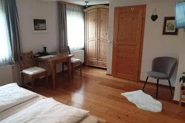 Aamiaismajoitus (B&B) Bergführerhaus