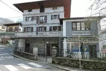 Alberg Matxinbeltzenea
