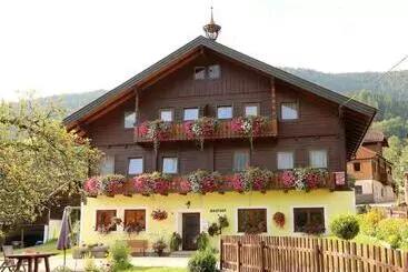 Otel Haufhof Pension Am Bauernhof, Haus Im Ennstal Bei Schladming