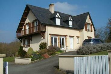 مبيت وإفطار Chambres D Hôtes Le Bignon Dans Les Alpes Mancelles