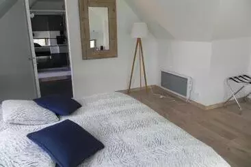 Aamiaismajoitus (B&B) Villa D Ys