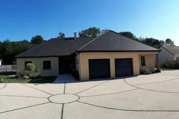 ベッドアンドブレックファースト La Maison Des Douces  Eure