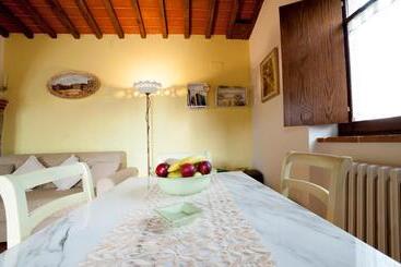 בית מלון כפרי Agriturismo Podere Il Corniolino