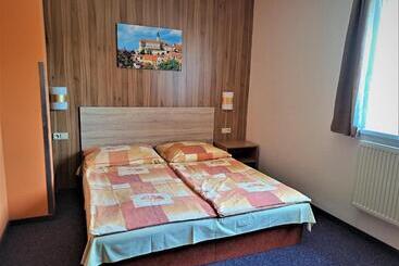 بنسيون Penzion Moravská Oáza