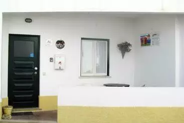 Majatalo Alojamento Tiago & Jorge Guesthouse