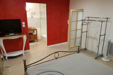 Pension Guesthouse 13 Rue Jeanne D Arc