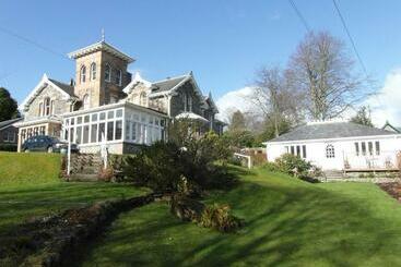 Bed and Breakfast Holly Lodge