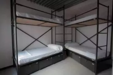 Traveller Box Hostel