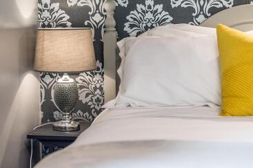 ベッドアンドブレックファースト Albert House