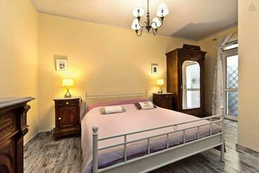 پانسیون Dorsoduro House