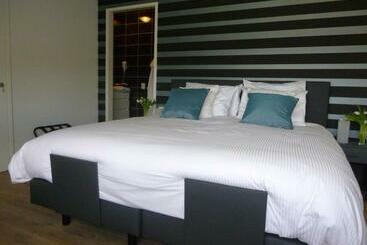 住宿加早餐  De Langenlee