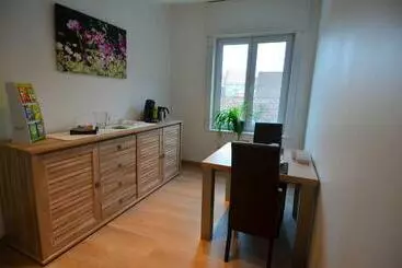 تختخواب و صبحانه Het Houten Paard