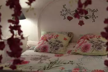 Aamiaismajoitus (B&B) Fenêtre Sur Loire