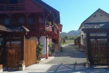 Pension Ioana Lavita