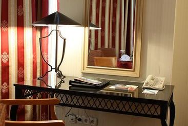 فندق Ramada Plaza Astana