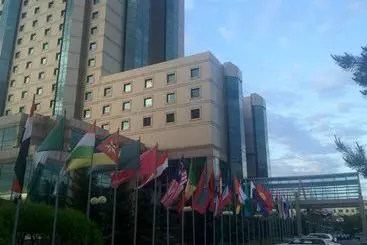 فندق Ramada Plaza Astana