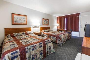 בית מלון כפרי Travelodge By Wyndham Harriman